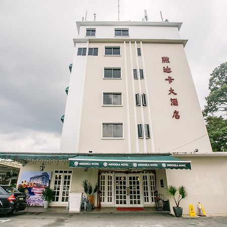 Merdeka Hotel Kluang Exterior foto
